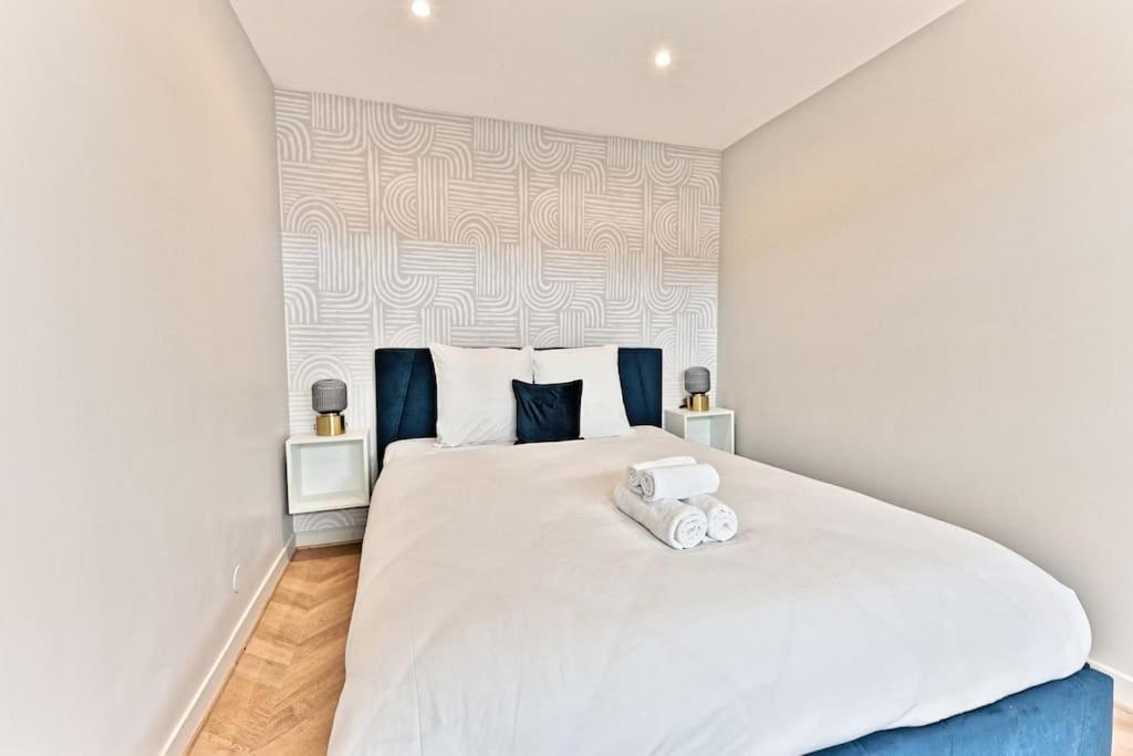 Spacieux Et Paisible 19eme - Ii Apartment Paris