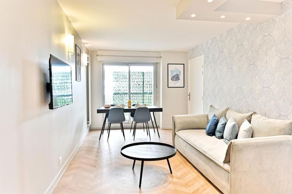 Apartment Spacieux Et Paisible 19eme - Ii Paris