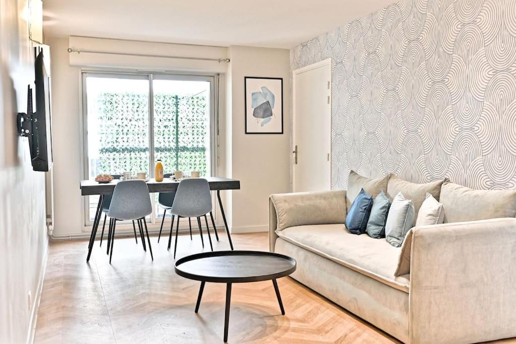 Spacieux Et Paisible 19eme - Ii Apartment