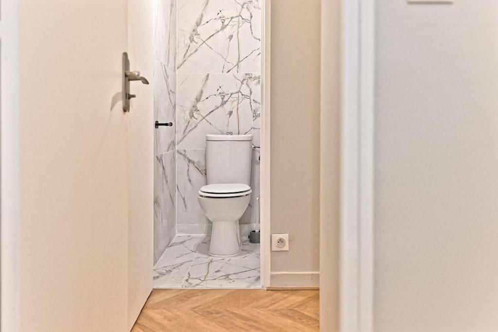 Spacieux Et Paisible 19eme - Ii Apartment *
