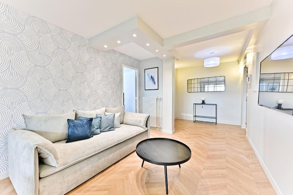 Spacieux Et Paisible 19eme - Ii Apartment Paris
